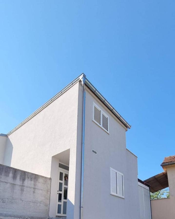 Nika Villa Bilice Exterior foto